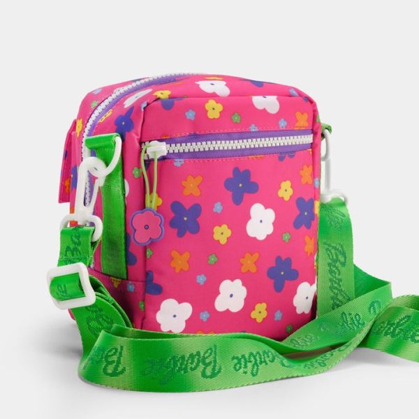 barbie-world-of-barbie-throwback-barbie-600-instant-camera-bag-1146600189_720x-6 barbie-world-of-barbie-throwback-barbie-600-instant-camera-bag-1146600189_720x-6