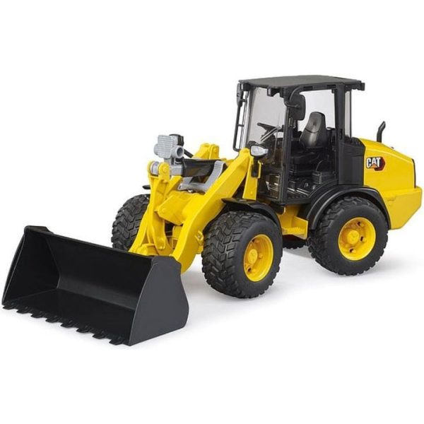 bruder-vehicles-cat-wheel-loader-1140905914_720x-4