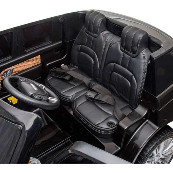 freddo-outdoor-24v-range-rover-hse-2-seater-ride-on-car-black-31275401740375_720x freddo-outdoor-24v-range-rover-hse-2-seater-ride-on-car-black-31275401740375_720x