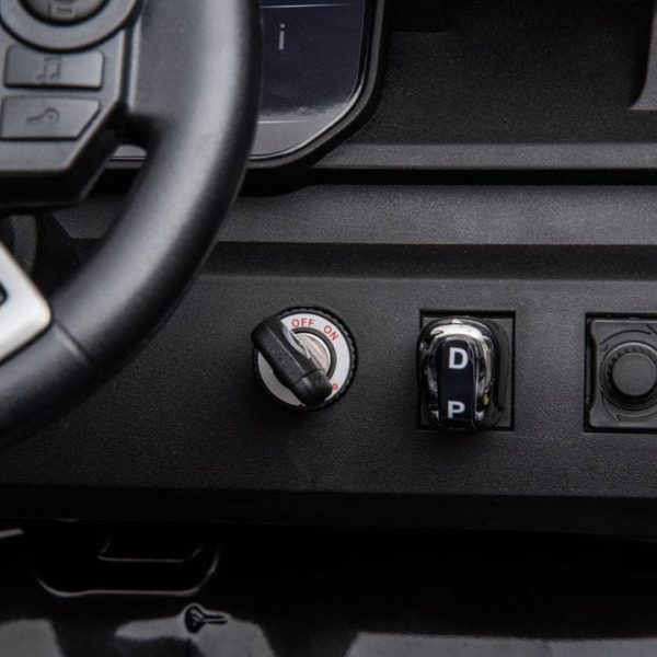 freddo-outdoor-24v-range-rover-hse-2-seater-ride-on-car-black-31275402068055_720x-4 freddo-outdoor-24v-range-rover-hse-2-seater-ride-on-car-black-31275402068055_720x-4