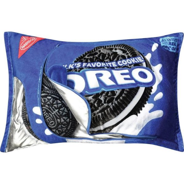 iscream-fao-schweetz-oreo-cookies-pillow-plush-set-1125825216_720x iscream-fao-schweetz-oreo-cookies-pillow-plush-set-1125825216_720x