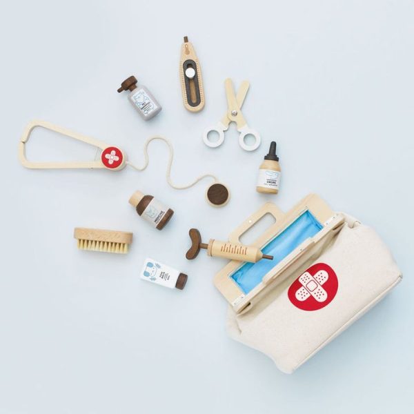 le-toy-van-preschool-10-piece-animal-vet-pretend-play-set-1153095529_720x le-toy-van-preschool-10-piece-animal-vet-pretend-play-set-1153095529_720x