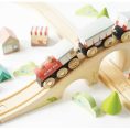le-toy-van-preschool-figure-8-wooden-train-set-40-pieces-31480133845079_720x-3