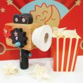 le-toy-van-preschool-hollywood-film-camera-14736372793431_720x