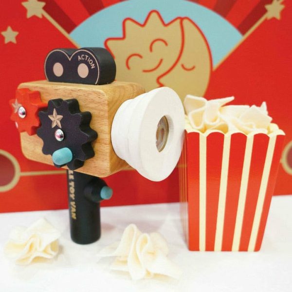 le-toy-van-preschool-hollywood-film-camera-14736372793431_720x-4 le-toy-van-preschool-hollywood-film-camera-14736372793431_720x-4