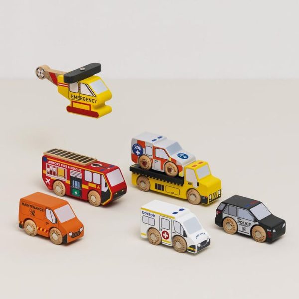 le-toy-van-preschool-wooden-set-of-7-emergency-vehicles-32563049594967_720x-3 le-toy-van-preschool-wooden-set-of-7-emergency-vehicles-32563049594967_720x-3