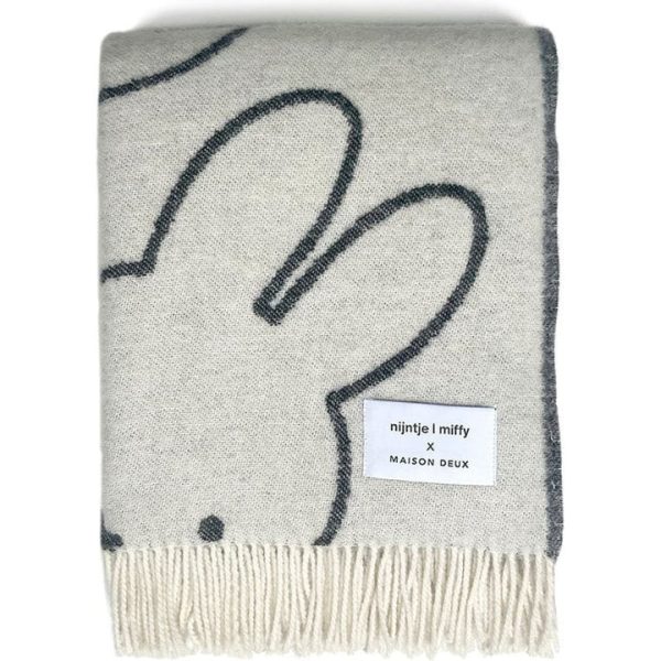 maison-deux-room-decor-miffy-blanket-white-black-31899810103383_720x-2 maison-deux-room-decor-miffy-blanket-white-black-31899810103383_720x-2