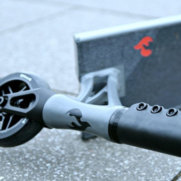 micro-kickboard-outdoor-micro-chilli-zeppelin-pro-scooter-black-grey-32481371717719_720x-2 micro-kickboard-outdoor-micro-chilli-zeppelin-pro-scooter-black-grey-32481371717719_720x-2