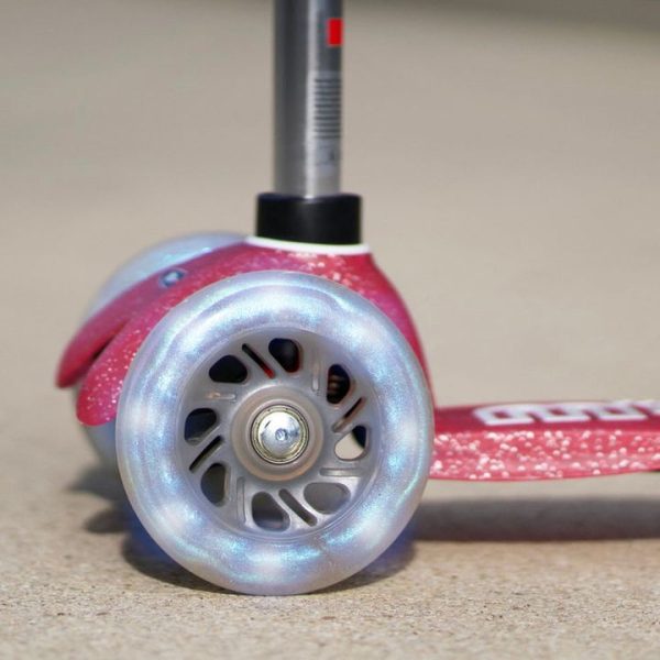 micro-kickboard-outdoor-micro-mini-glitter-led-scooter-pink-32480894222423_720x-3 micro-kickboard-outdoor-micro-mini-glitter-led-scooter-pink-32480894222423_720x-3