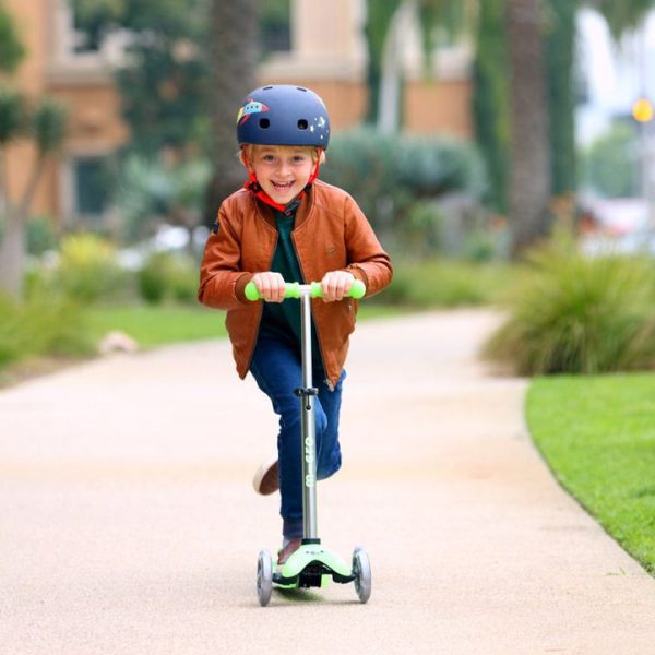 micro-kickboard-outdoor-micro-mini-led-scooter-neon-green-32480886882391_720x-4 micro-kickboard-outdoor-micro-mini-led-scooter-neon-green-32480886882391_720x-4