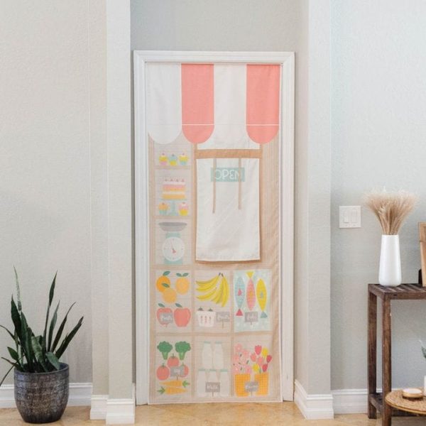 swingly-preschool-farmer-s-market-bakery-doorway-storefront-32302808203351_720x-2 swingly-preschool-farmer-s-market-bakery-doorway-storefront-32302808203351_720x-2