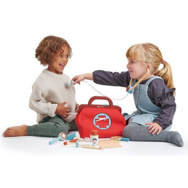 tender-leaf-toys-preschool-pretend-play-doctor-s-bag-32422876774487_720x tender-leaf-toys-preschool-pretend-play-doctor-s-bag-32422876774487_720x