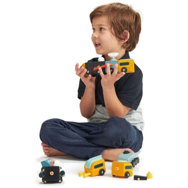 tender-leaf-toys-preschool-space-race-30408425603159_720x-3